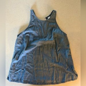 Old Navy Womens Chambray Round Neck Tank Size S Light Wash Blue Keyhole Back